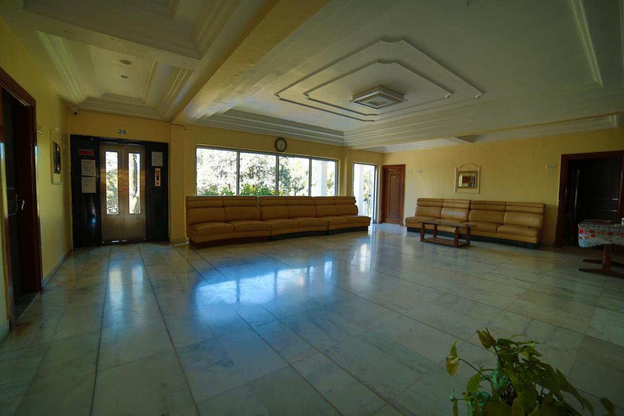 Hotel Sheratone Mount Abu Exterior foto