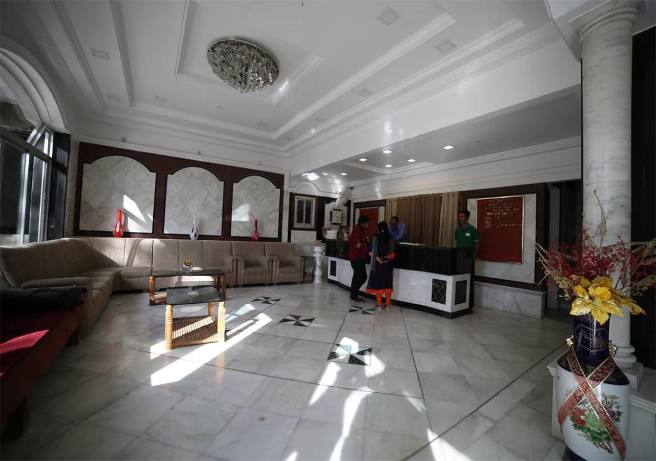 Hotel Sheratone Mount Abu Exterior foto
