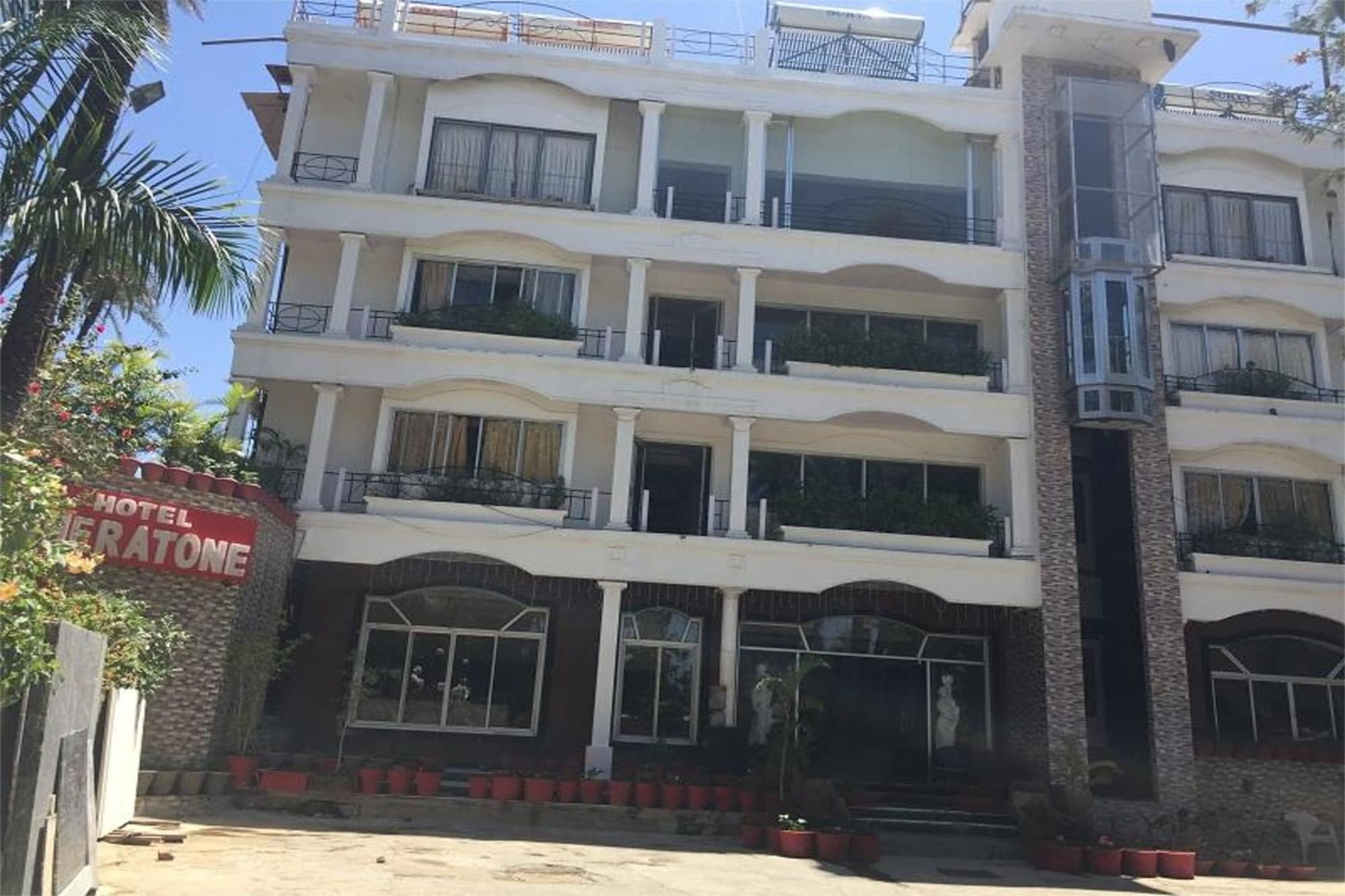 Hotel Sheratone Mount Abu Exterior foto